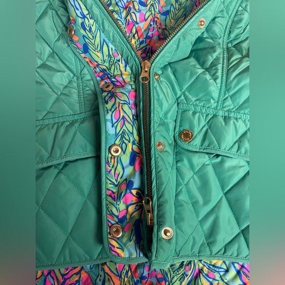 Lilly Pulitzer Getaway Quilted Vest in Jade green color gold-toned buttons XXS - Picture 9 of 14